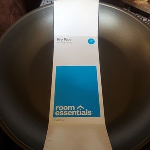 Room Essentials NonStick Fry Pan 11 inch light green with black handle